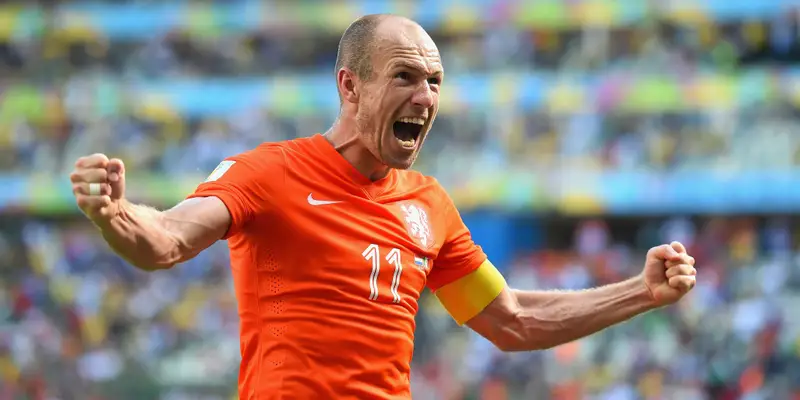 Tuyển thủ huyền thoại người Hà Lan Robben